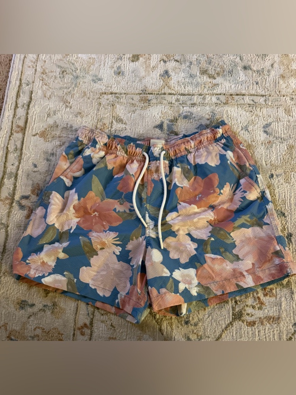 American Eagle Outfitters Men’s Floral Drawstring Swim Trunks